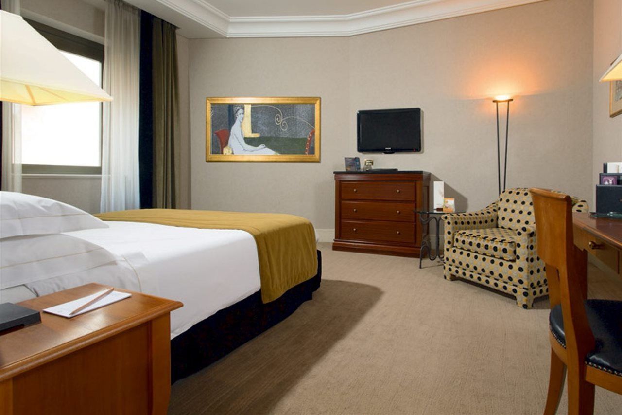 Dei Mellini Hotell 4*